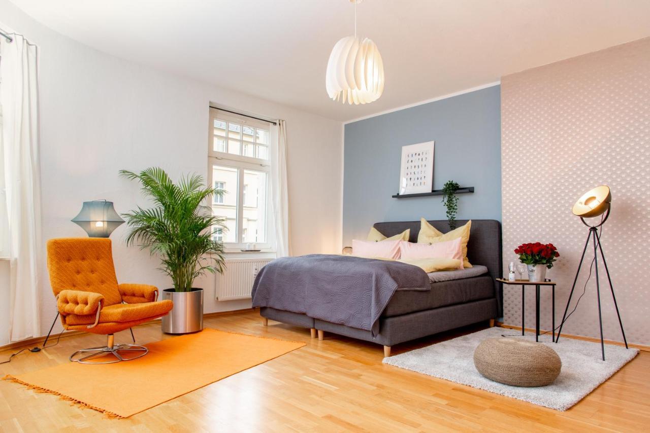 Kassberg Apartment Im Retro-Stil / Netflix & Wifi Chemnitz Eksteriør billede