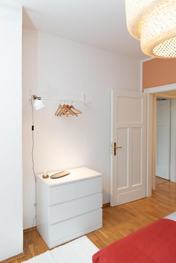 Kassberg Apartment Im Retro-Stil / Netflix & Wifi Chemnitz Eksteriør billede