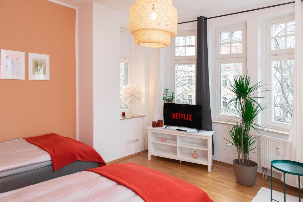 Kassberg Apartment Im Retro-Stil / Netflix & Wifi Chemnitz Eksteriør billede