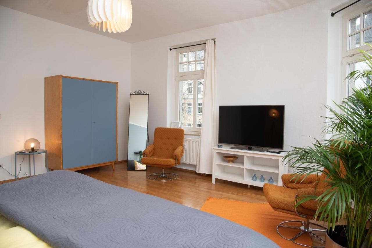 Kassberg Apartment Im Retro-Stil / Netflix & Wifi Chemnitz Eksteriør billede