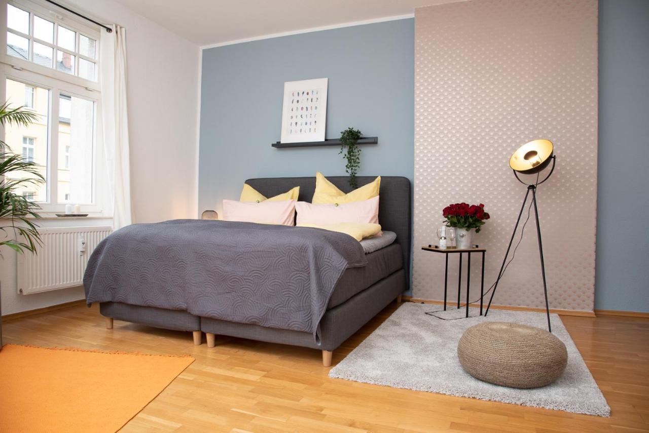 Kassberg Apartment Im Retro-Stil / Netflix & Wifi Chemnitz Eksteriør billede